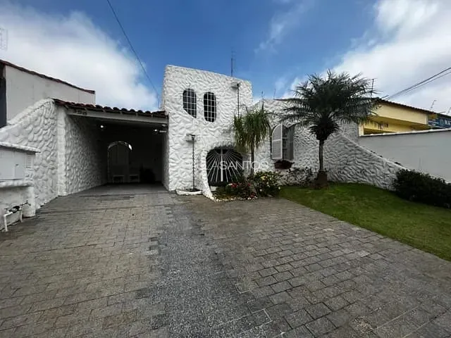 Casa com 330m² 3 quartos e 2 banheiros, à venda, no bairro Jardim América em Sorocaba