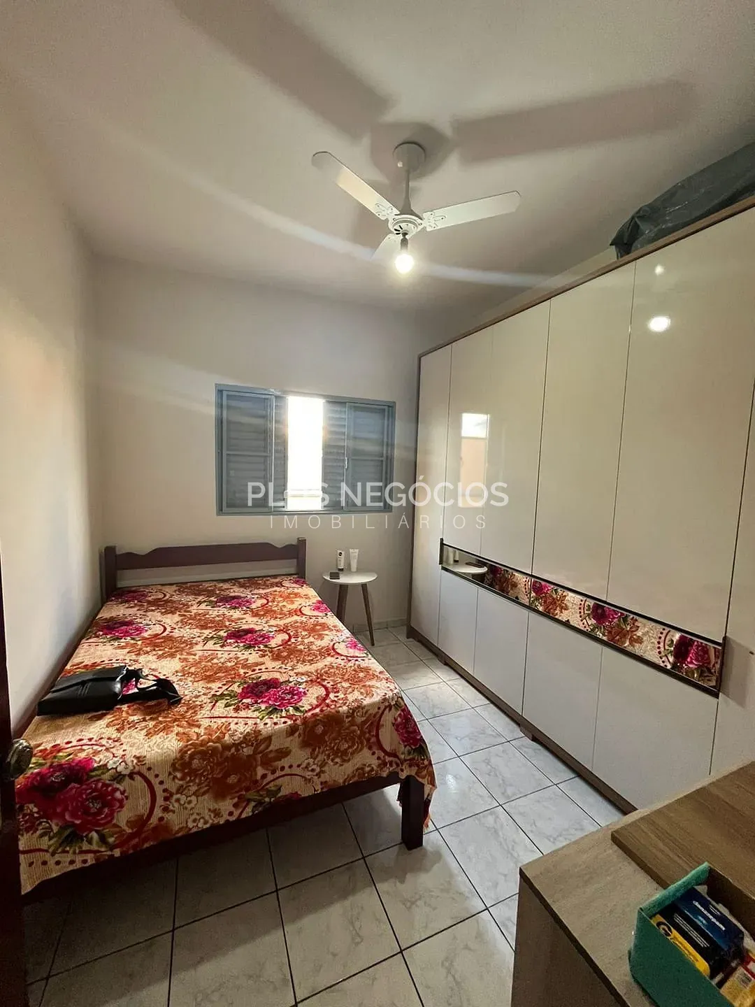 Casa, 4 quartos, 240 m² - Foto 22