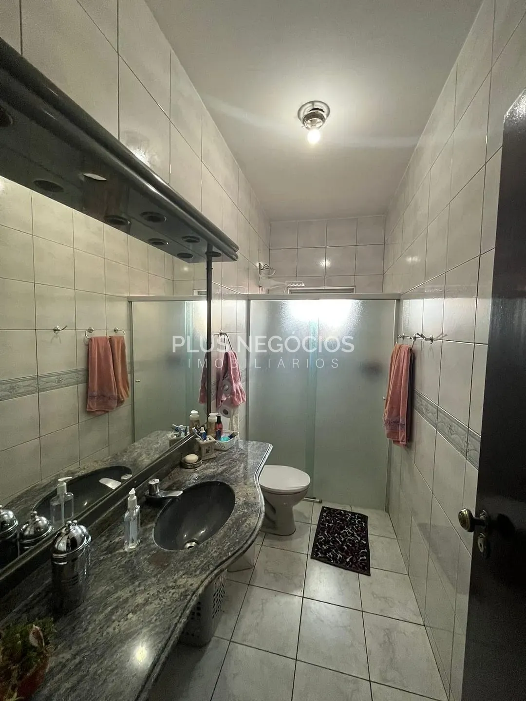 Casa, 4 quartos, 240 m² - Foto 19