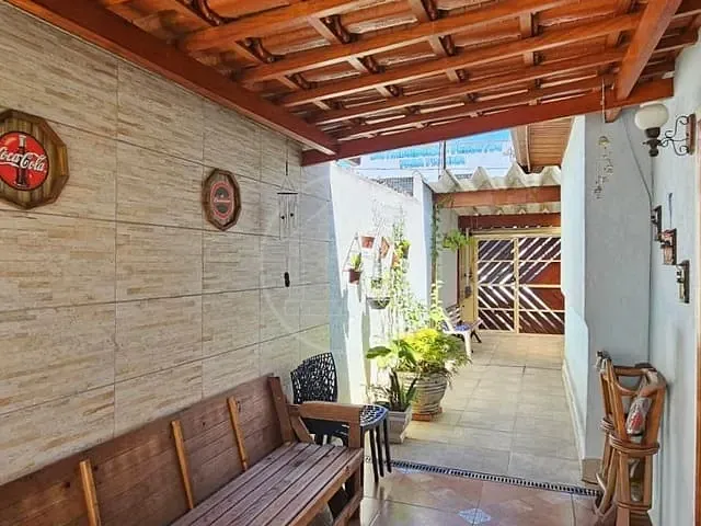 Casa 3 quartos e 2 banheiros, à venda, no bairro Capela do Socorro em São Paulo
