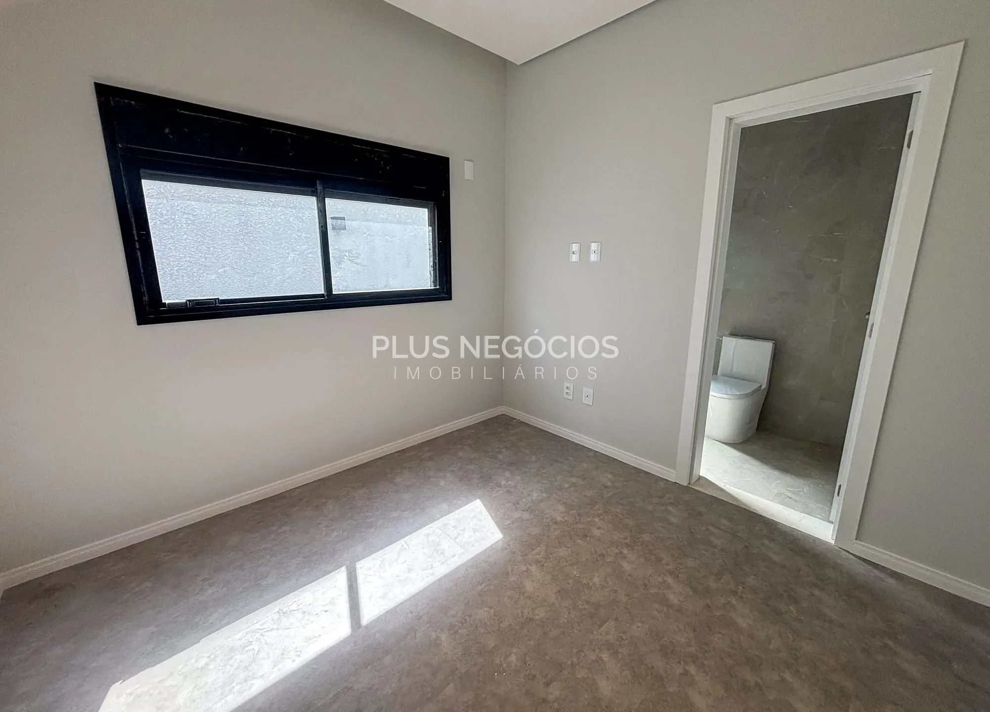 Casa, 3 quartos, 240 m² - Foto 2