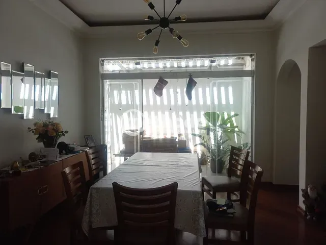 Casa com 350m² 3 quartos e 2 banheiros, à venda, no bairro Jardim Dom Bosco em Campinas