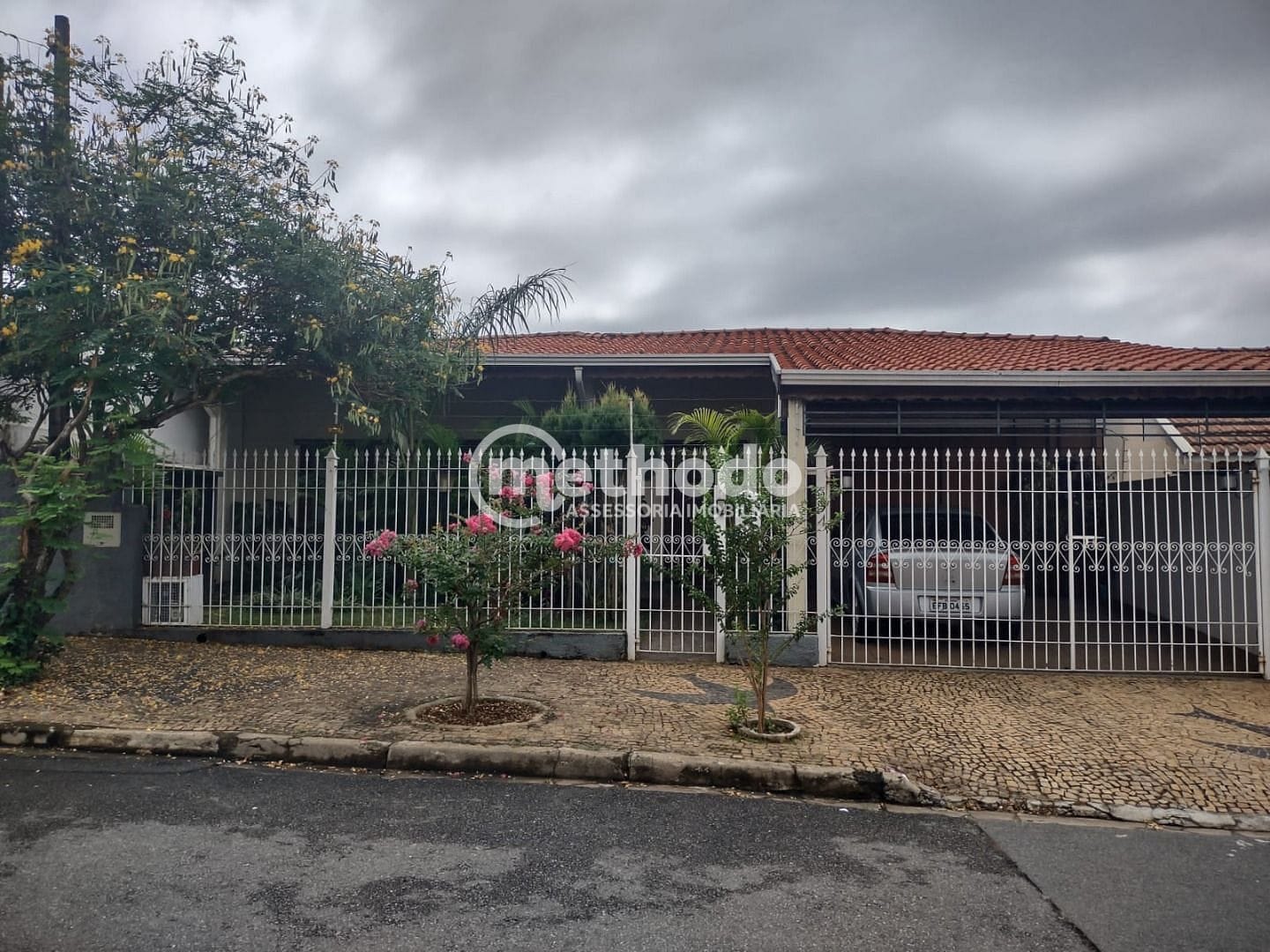 Casa, 5 quartos, 242 m² - Foto 2