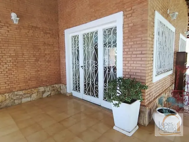 Casa com 1500m² 3 quartos e 5 banheiros, para alugar, no bairro retiro das fontes em Atibaia
