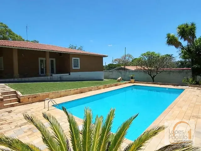 Casa com 1500m² 3 quartos e 5 banheiros, para alugar, no bairro retiro das fontes em Atibaia