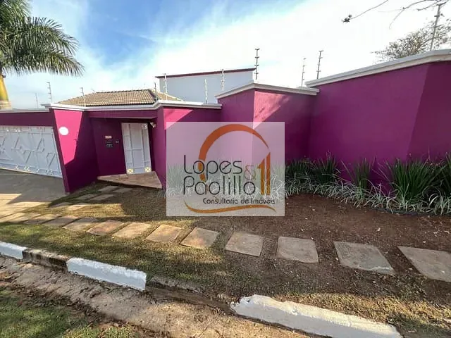 Casa com 1000m² 3 quartos e 1 banheiro, à venda, no bairro Vila Dom Pedro em Atibaia