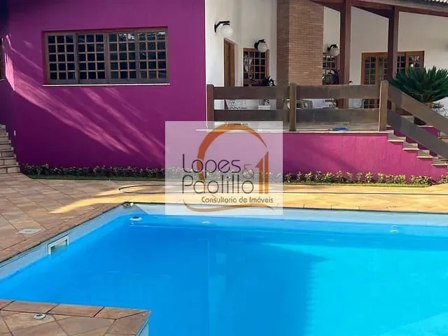 Casa com 1000m² 3 quartos e 1 banheiro, à venda, no bairro Vila Dom Pedro em Atibaia