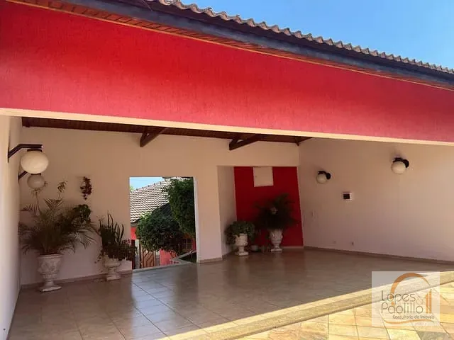 Casa com 1000m² 3 quartos e 1 banheiro, à venda, no bairro Vila Dom Pedro em Atibaia