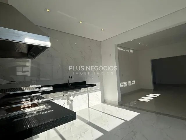 Casa com 310m² 4 quartos e 5 banheiros, à venda, no bairro Green Valley em Votorantim