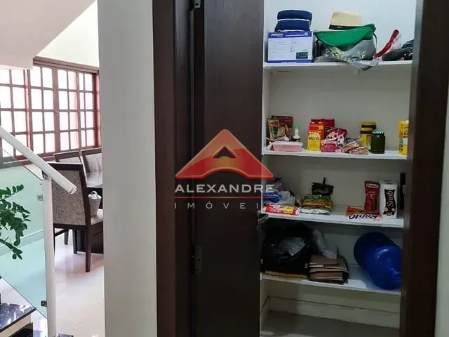 Casa com 132m² 3 quartos e 2 banheiros, à venda, no bairro Jardim Rodolfo em São José dos Campos