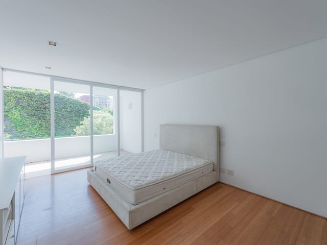 Casa com 376m² 3 quartos e 6 banheiros, à venda, no bairro Jardim Paulista em São Paulo