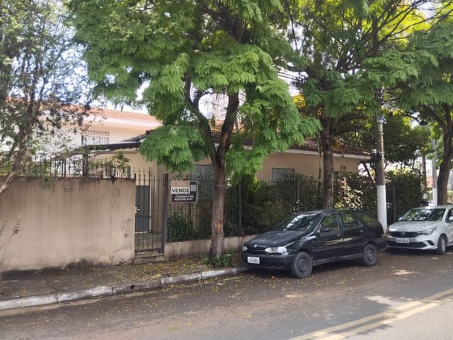 Casa com 320m² 2 quartos e 3 banheiros, à venda, no bairro Brooklin Paulista em São Paulo