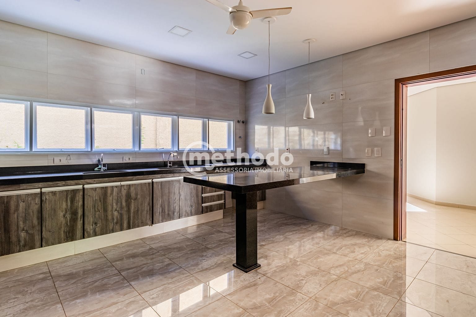 Casa, 5 quartos, 380 m² - Foto 8