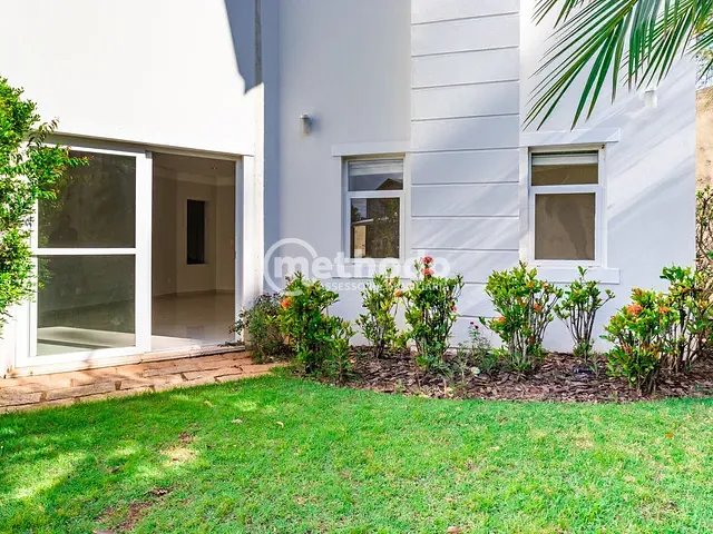 Casa com 592m² 5 quartos e 8 banheiros, à venda, no bairro Arboreto dos Jequitibás (Sousas) em Campinas