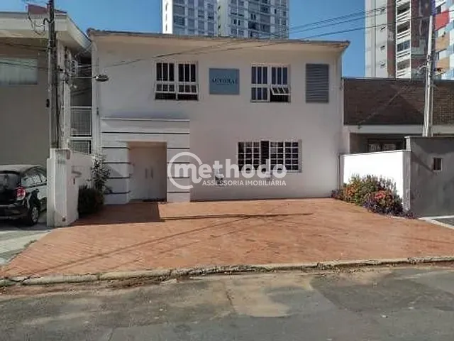 Casa com 175m² 8 quartos e 4 banheiros, à venda ou para alugar, no bairro Vila Itapura em Campinas