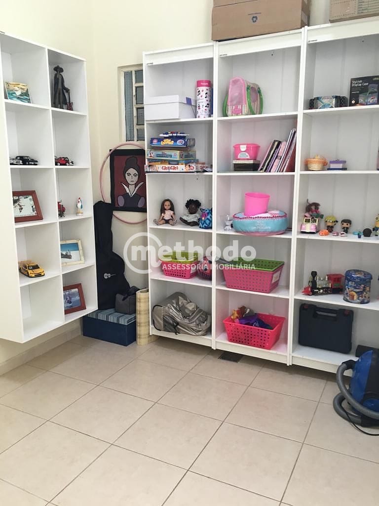 Casa, 3 quartos, 215 m² - Foto 8