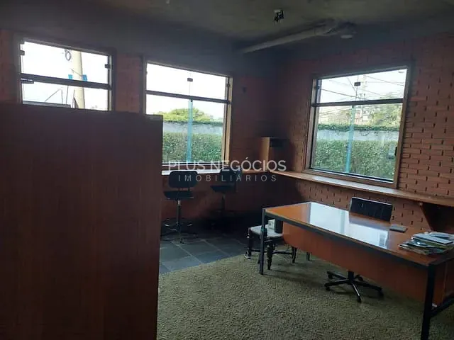 Casa com 900m², para alugar, no bairro Jardim América em Sorocaba