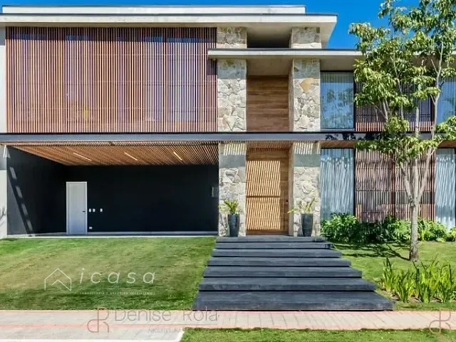 Casa com 1200m² 4 quartos e 7 banheiros, à venda, no bairro Condomínio Chácara Serimbura em São José dos Campos