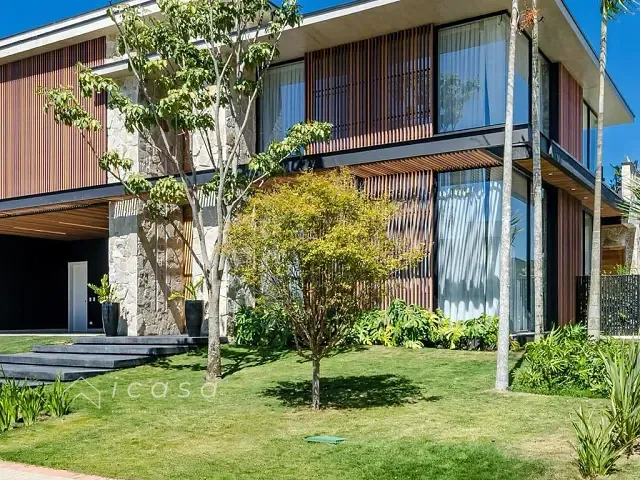 Casa com 1200m² 4 quartos e 7 banheiros, à venda, no bairro Condomínio Chácara Serimbura em São José dos Campos