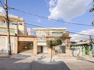 Foto do Casa-Casa tipo para venda em Parque São Domingos com 4 quartos, 220m²