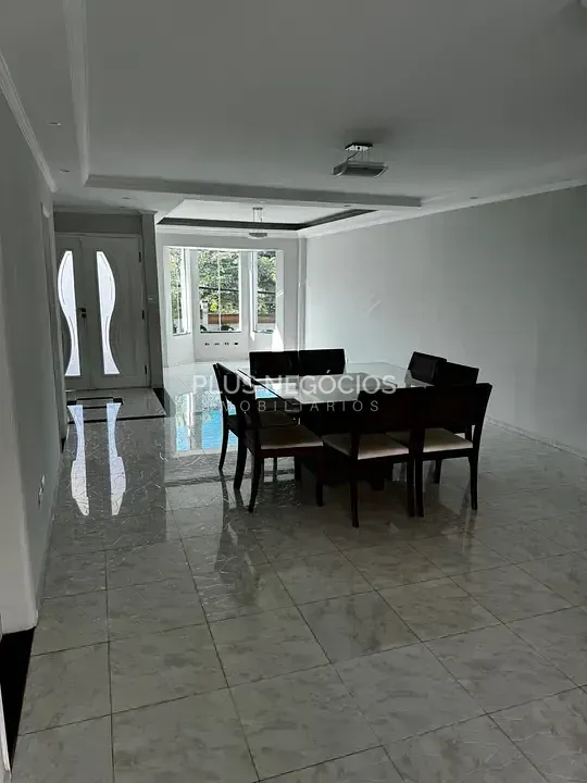 Casa, 3 quartos, 290 m² - Foto 7