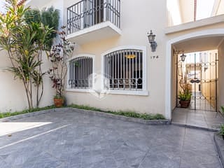 Foto do Casa-Casa tipo para venda em Parque Jabaquara com 3 quartos, sendo 1 suíte, 175m²