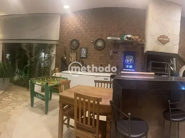 Casa com 373m² 3 quartos e 4 banheiros, à venda, no bairro Roncáglia em Valinhos
