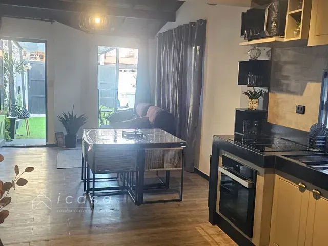 Casa com 200m² 4 quartos e 4 banheiros, à venda, no bairro Itaguá em Ubatuba