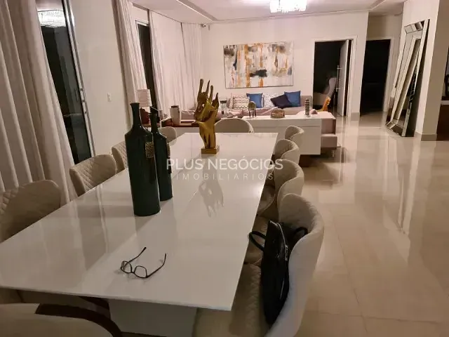 Casa com 636m² 4 quartos e 5 banheiros, à venda, no bairro Parque Residencial Villa dos Inglezes em Sorocaba