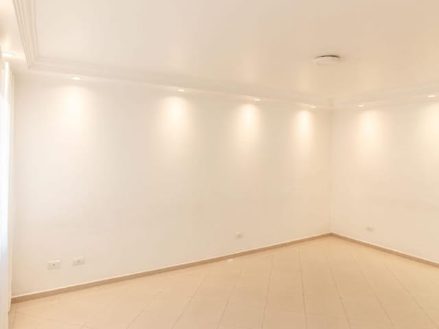 Casa com 2004m² 3 quartos e 4 banheiros, à venda, no bairro Vila Maria Alta em São Paulo