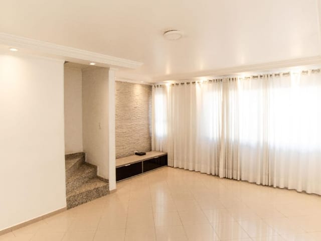 Casa com 2004m² 3 quartos e 4 banheiros, à venda, no bairro Vila Maria Alta em São Paulo