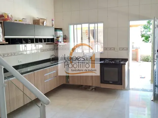Casa com 330m² 3 quartos e 2 banheiros, à venda ou para alugar, no bairro Condomínio Atibaia Park I em Atibaia