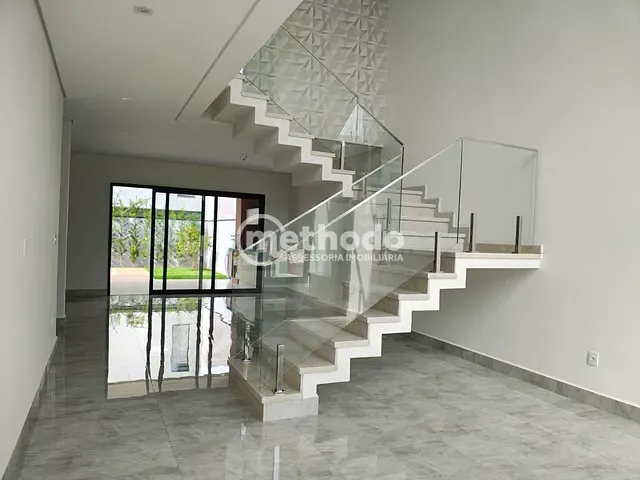 Casa com 250m² 4 quartos e 4 banheiros, à venda, no bairro Parque Ortolândia em Hortolândia