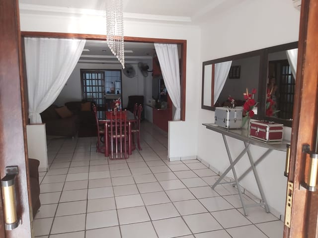 Casa com 250m² 3 quartos e 3 banheiros, à venda, no bairro Residencial Vale das Acácias em Pindamonhangaba