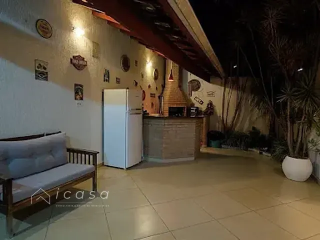 Casa com 158m² 2 quartos e 2 banheiros, à venda, no bairro Jardim Altos de Santana I em Jacareí