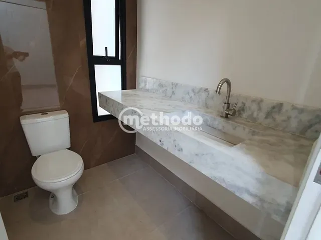 Casa com 301m² 3 quartos e 5 banheiros, à venda, no bairro Roncáglia em Valinhos