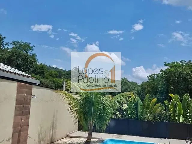Casa com 512m² 3 quartos e 2 banheiros, à venda, no bairro Parque Residencial Itaguaçu em Atibaia