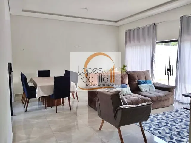 Casa com 512m² 3 quartos e 2 banheiros, à venda, no bairro Parque Residencial Itaguaçu em Atibaia