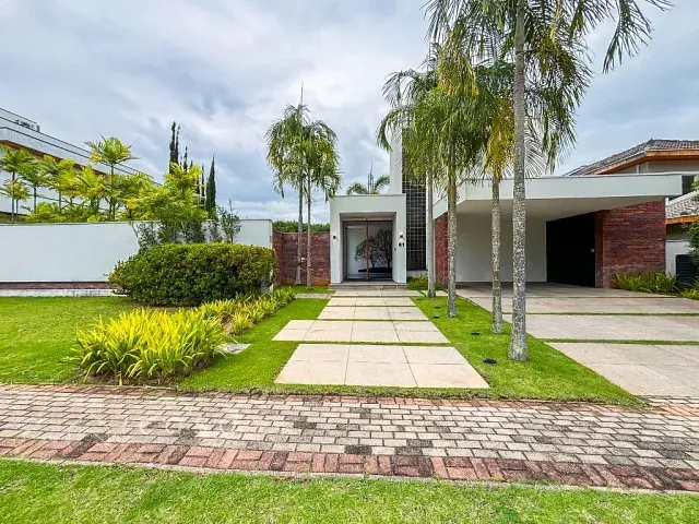 Casa com 1382m² 4 quartos e 6 banheiros, à venda, no bairro Condomínio Loteamento Reserva das Figueiras em São José dos Campos