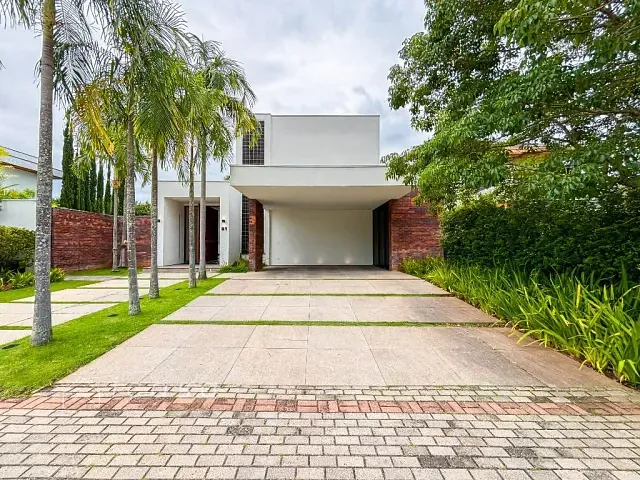 Casa com 1382m² 4 quartos e 6 banheiros, à venda, no bairro Condomínio Loteamento Reserva das Figueiras em São José dos Campos