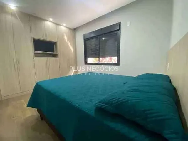 Casa com 400m² 3 quartos e 4 banheiros, à venda, no bairro Parque Campolim em Sorocaba