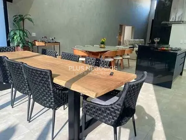 Casa, 3 quartos, 225 m² - Foto 17