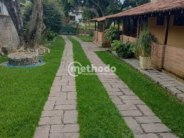 Casa com 1000m² 3 quartos e 3 banheiros, à venda, no bairro Vila Sonia em Valinhos