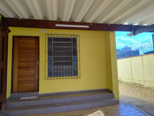 Foto do Casa - Casa tipo para venda em Centro com 2 quartos, 113m² | Lares e Andares Imóveis