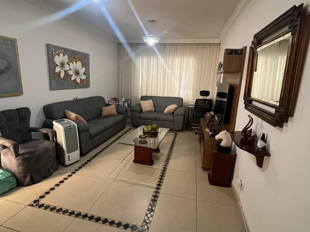 Casa com 125m² 3 quartos e 4 banheiros, à venda, no bairro Vila Tiradentes em São Paulo