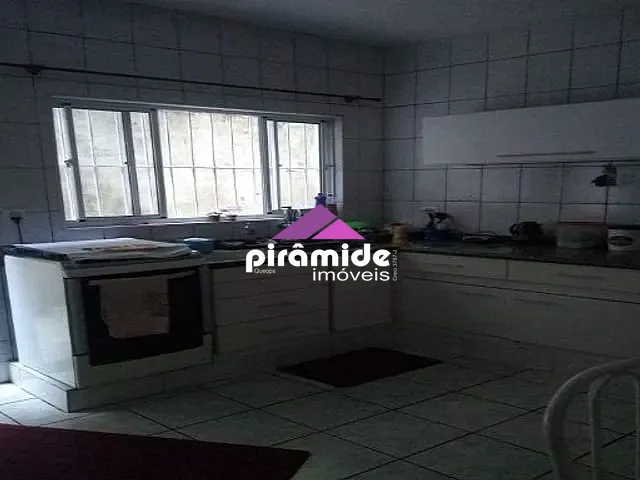Casa com 125m² 3 quartos e 2 banheiros, à venda, no bairro Parque Residencial Flamboyant em São José dos Campos