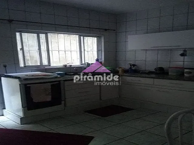 Casa com 125m² 3 quartos e 2 banheiros, à venda, no bairro Parque Residencial Flamboyant em São José dos Campos