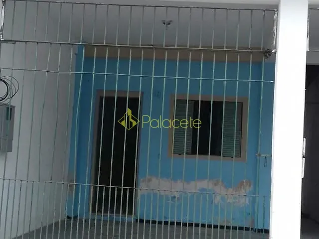 Casa com 250m² 3 quartos e 2 banheiros, à venda, no bairro Morada Marques em Potim