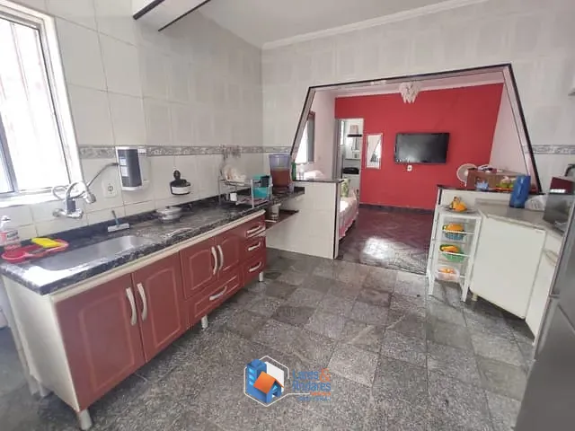 Casa com 250m² 3 quartos e 2 banheiros, à venda, no bairro Vila Carmela II em Guarulhos