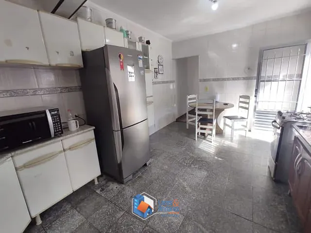 Casa com 250m² 3 quartos e 2 banheiros, à venda, no bairro Vila Carmela II em Guarulhos